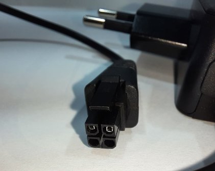 Maxview Roam PSU 230v ~ 12v(9v) / 9w voeding