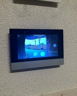 Hikvision DS-KH6350-WTE1, IP Binnenpost Zwart/Zilver, 7-inch