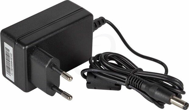 Megasat Royal Line III 32" Camping TV 12 en 24V met Triple Tuner en Fastscan