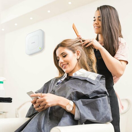 Zyxel NWA50AX | WiFi 6 Access Point (AX1800) | 1775 Mbit/s | PoE+ (adapter inbegrepen) | Inclusief Montagebeugel