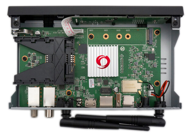 OCTAGON SF8008 V3 SUPREME 4K UHD E2 DVB-S2X & DVB-C/T2 COMBO (DUAL OS)