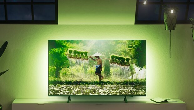 Philips 65PUS8319/12 75" | Ultra HD 4K LED Smart TV met Ambilight | Titan OS + Wifi | HDR10+ voor Haarscherpe Beelden | Sfeervolle Kijkervaring | 60Hz