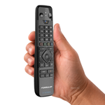 Formuler afstandsbediening GTV-BT-1 Bluetooth + Voice – originele afstandsbediening in de hand, witte achtergrond, asat.nl