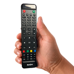 Mutant HD 500c/530c/1100/1200/1265/1500 en HD51 afstandsbediening in de hand, witte achtergrond — asat.nl
