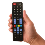 Universele afstandsbediening die wij voor u programmeren – originele afstandsbediening in de hand, witte achtergrond, asat.nl