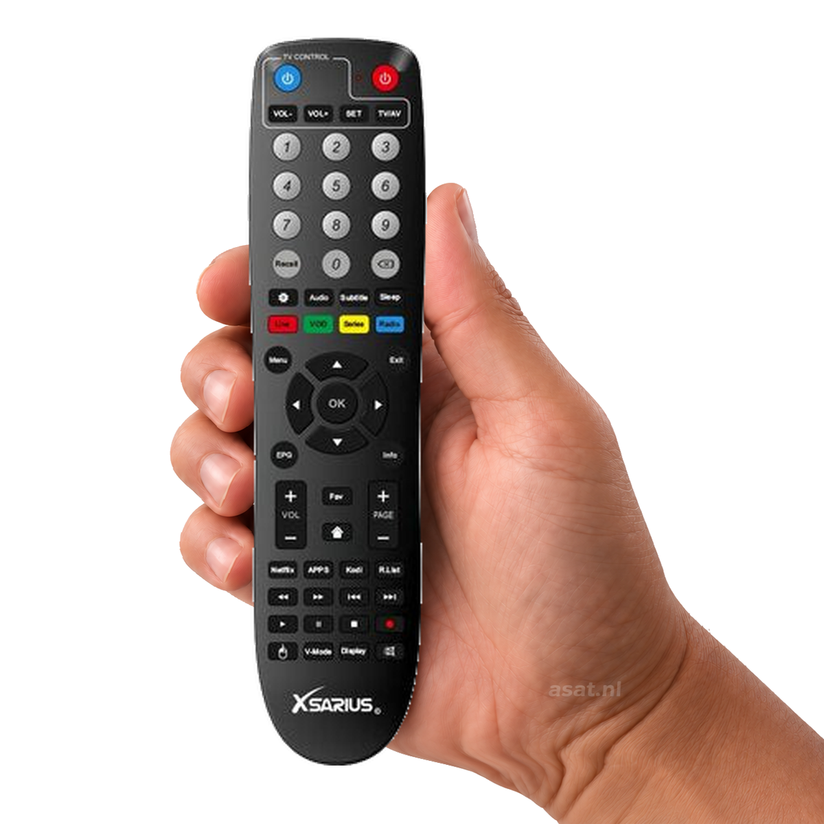Xsarius Q1, Q2, Q3 en Q4 Afstandsbediening - Tv programmeer functie – originele afstandsbediening in de hand, witte achtergrond, asat.nl